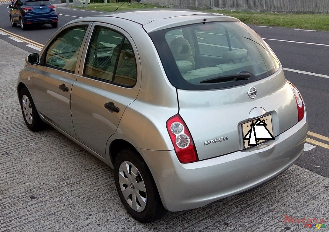 2009' Nissan March photo #5