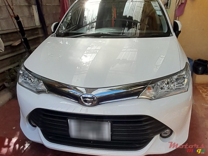 2016' Toyota Axio photo #1
