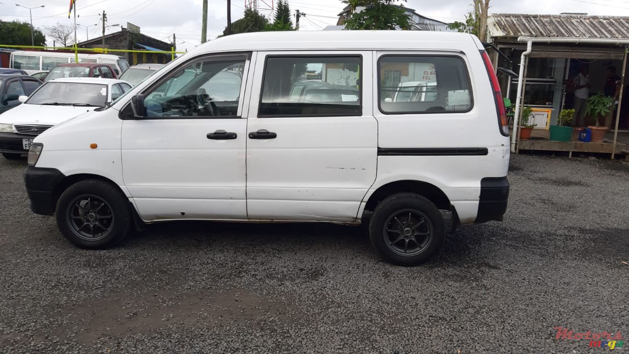 1998' Toyota LiteAce photo #4