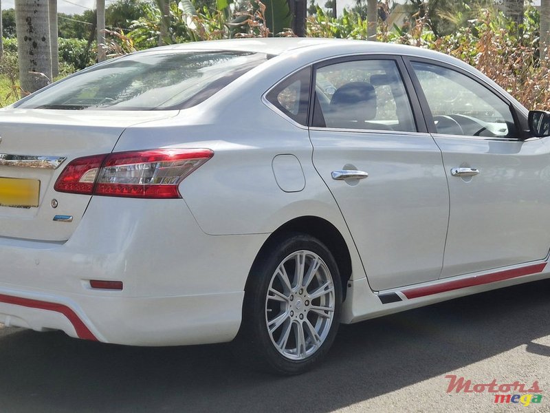 2017' Nissan Sentra photo #3