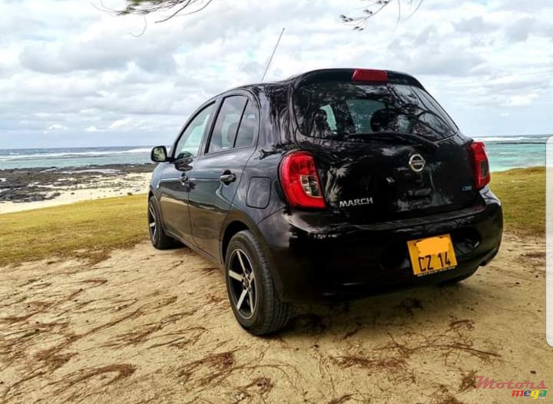 2014' Nissan March Gantes photo #4