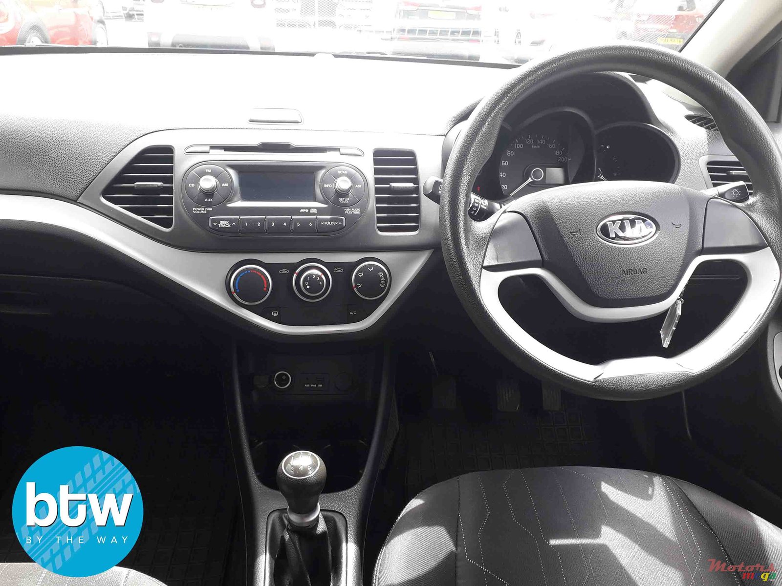 2015' Kia Picanto photo #6