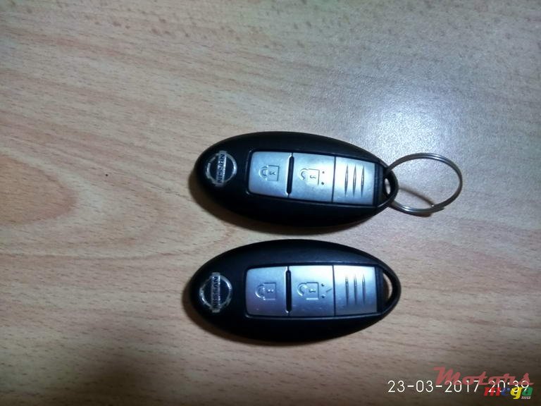 2013' Nissan Micra photo #2