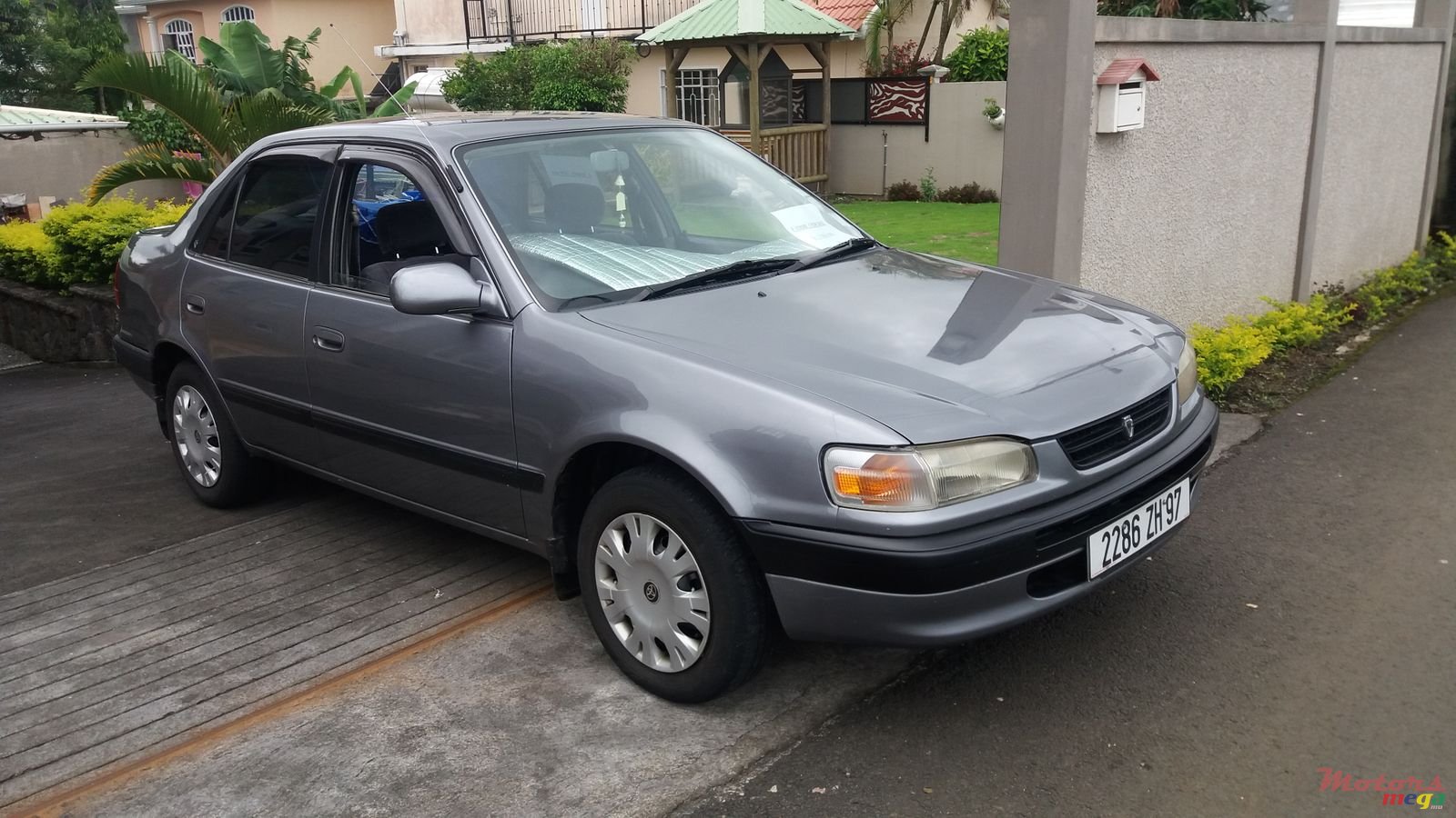 1997' Toyota Corolla photo #1
