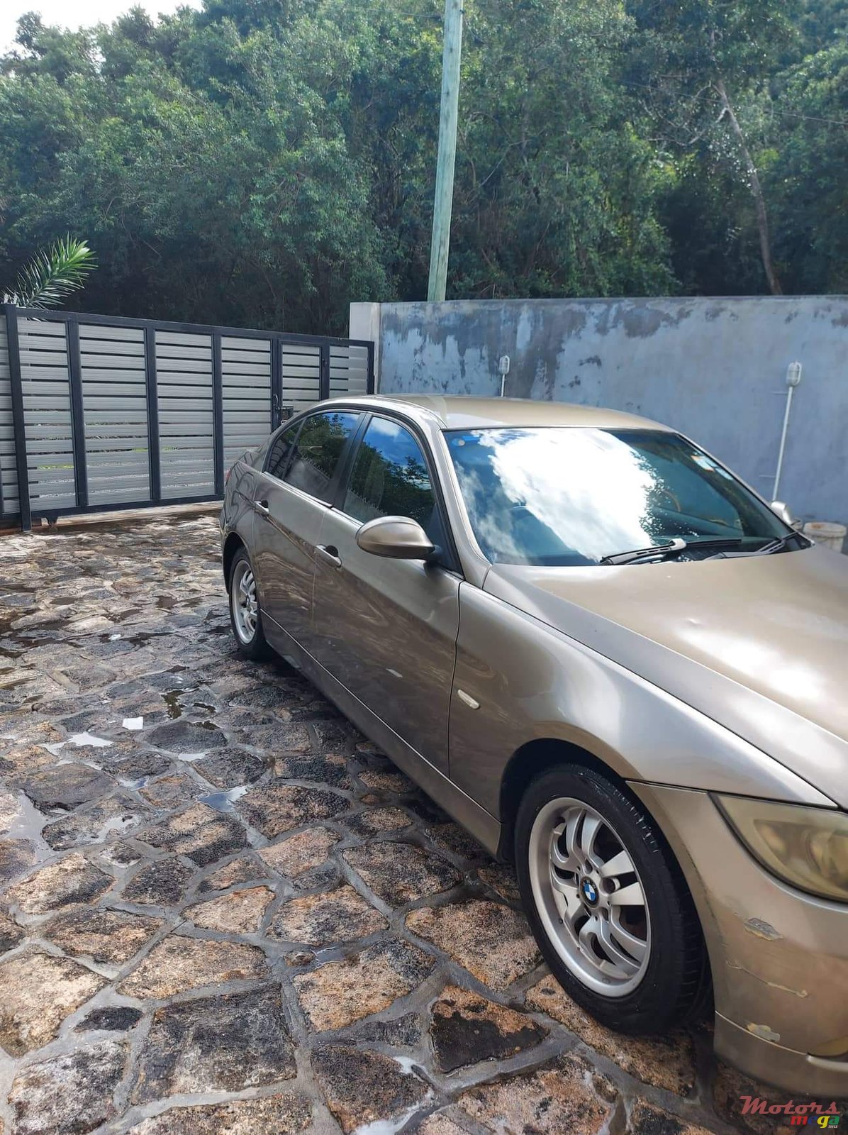 2006' BMW 320 photo #7