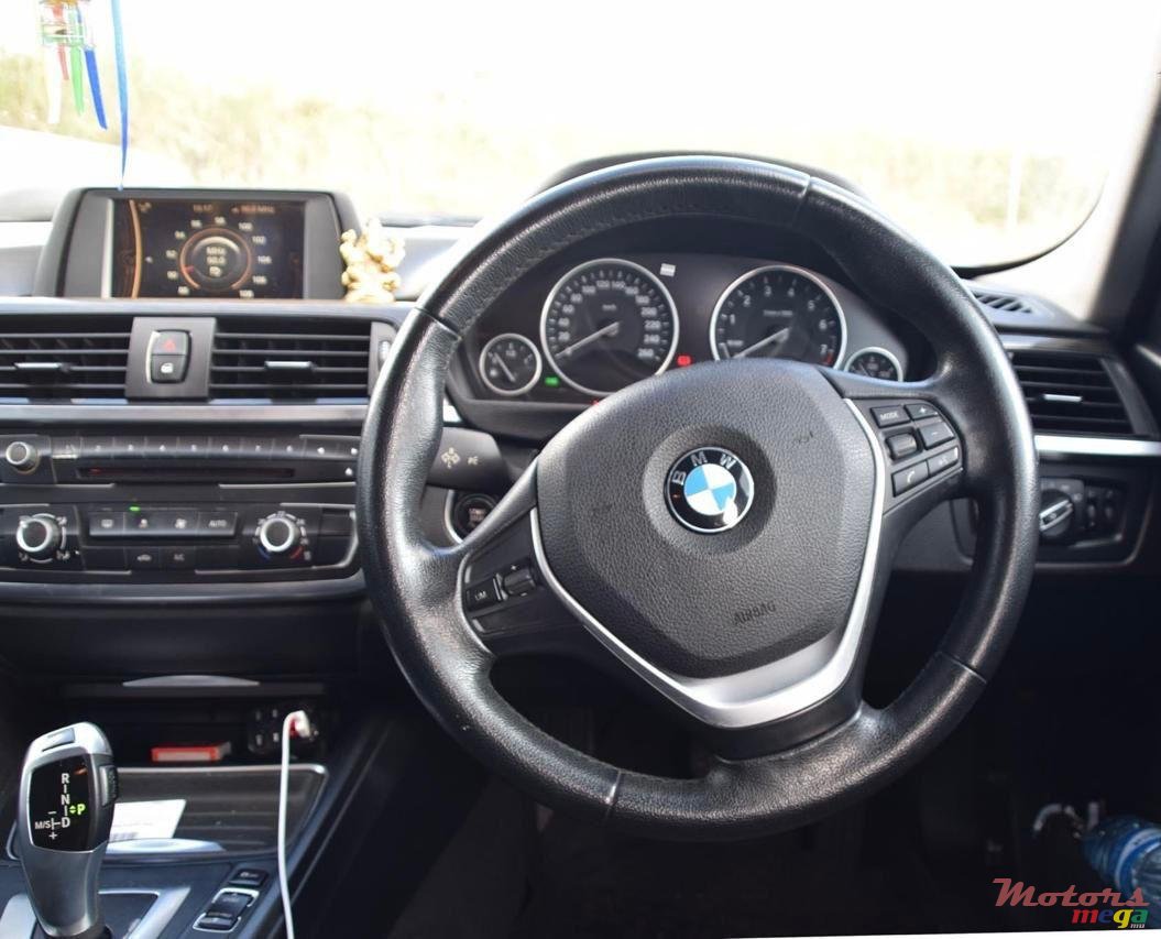 2014' BMW 3 Series photo #7
