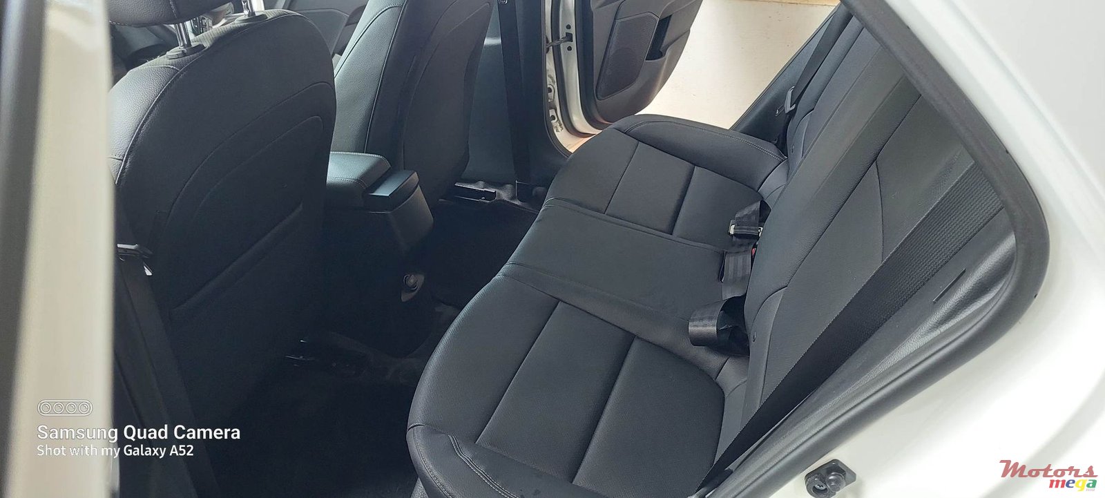 2021' Kia Rio photo #2