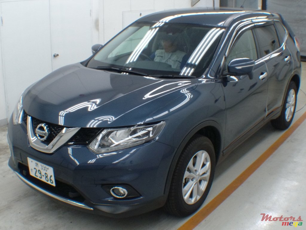 2014' Nissan X-Trail photo #2