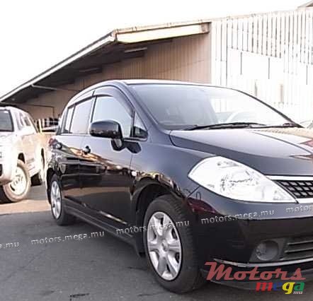 2005' Nissan Tiida 15M photo #1