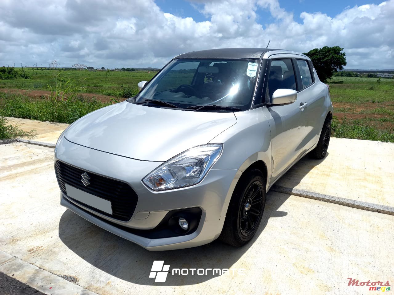 2021' Suzuki Swift GLX photo #2