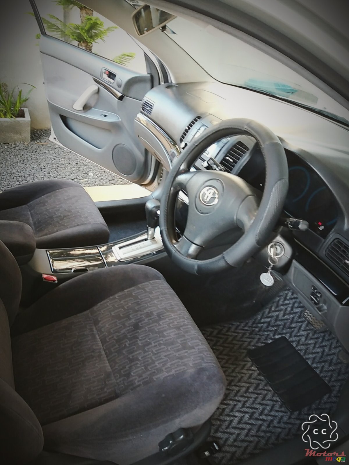 2003' Toyota Corolla photo #5