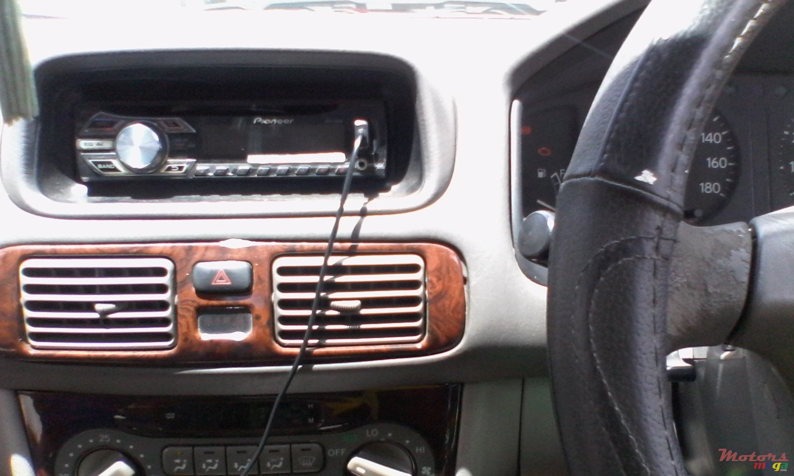 1999' Toyota Corolla GRADE L photo #1