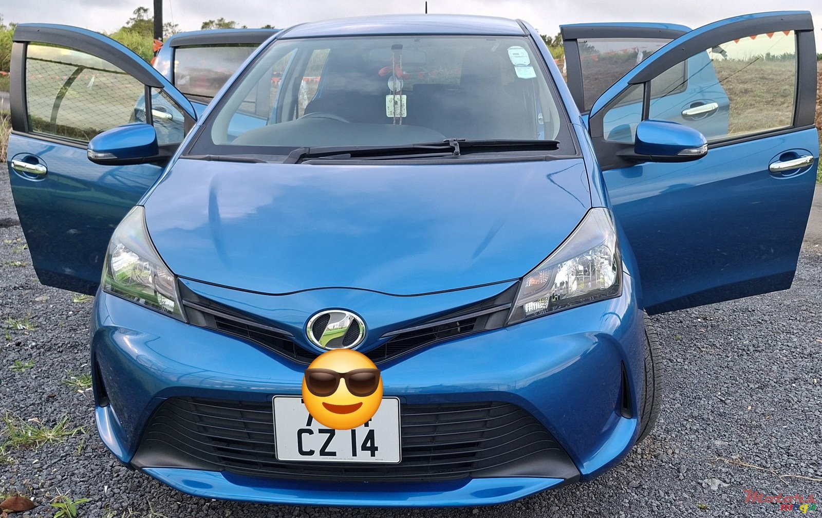 2014' Toyota Vitz photo #6