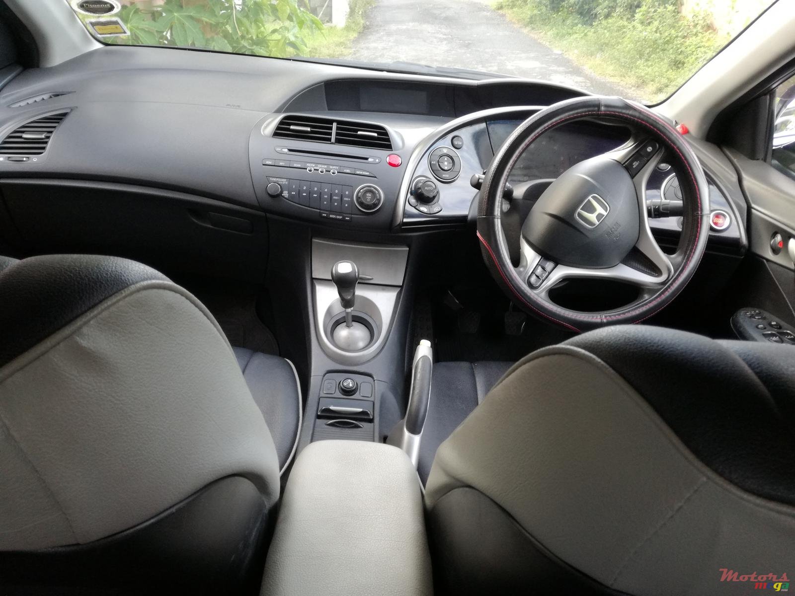 2008' Honda Civic FK1 photo #5