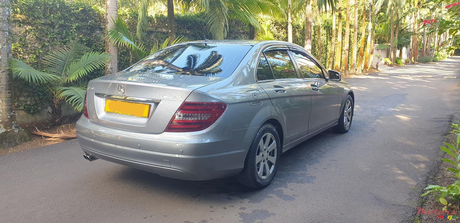 2014' Mercedes-Benz C-Class photo #3