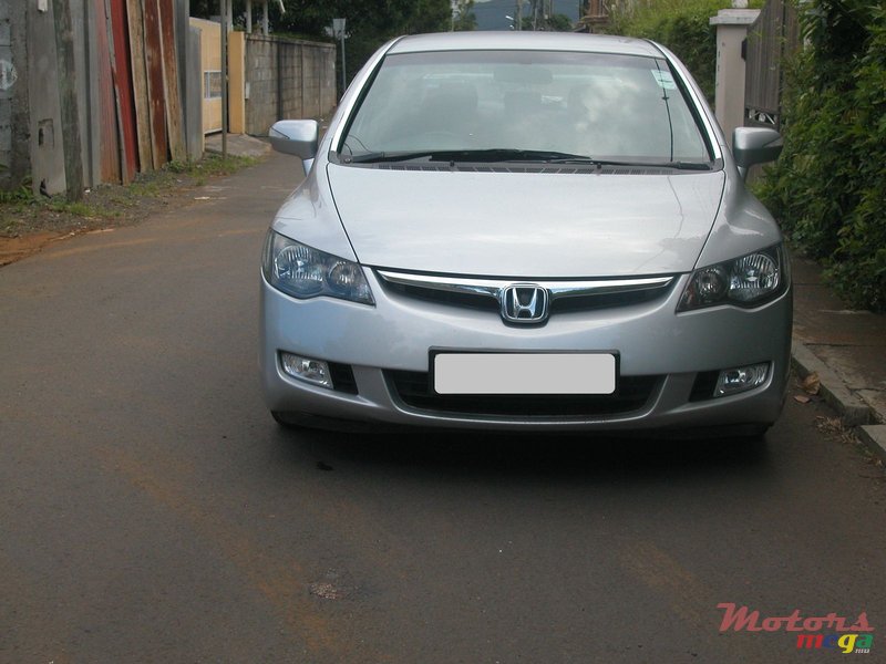 2008' Honda Civic 1.6 l petrol photo #4