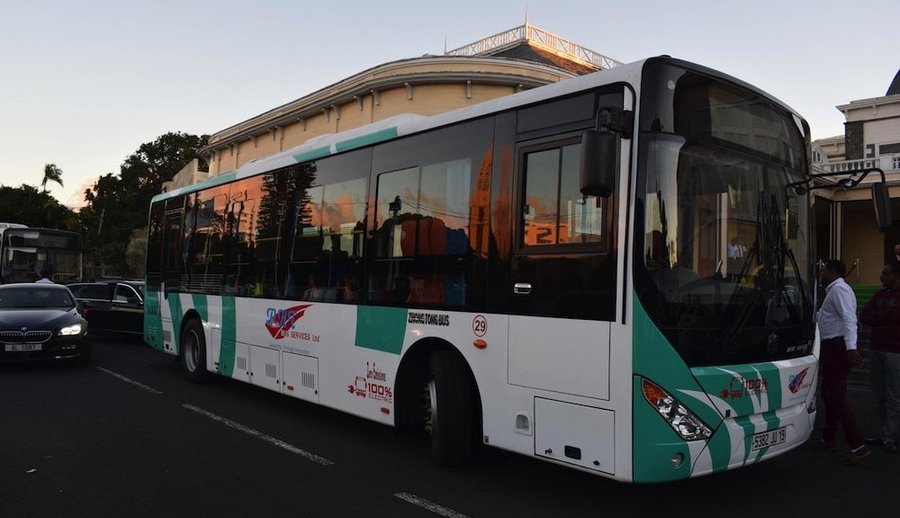 RHT : deux autobus électriques d’une autonomie de 250 km