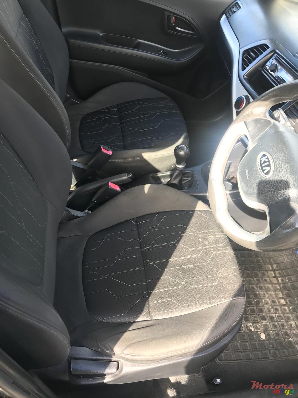 2011' Kia Picanto photo #3