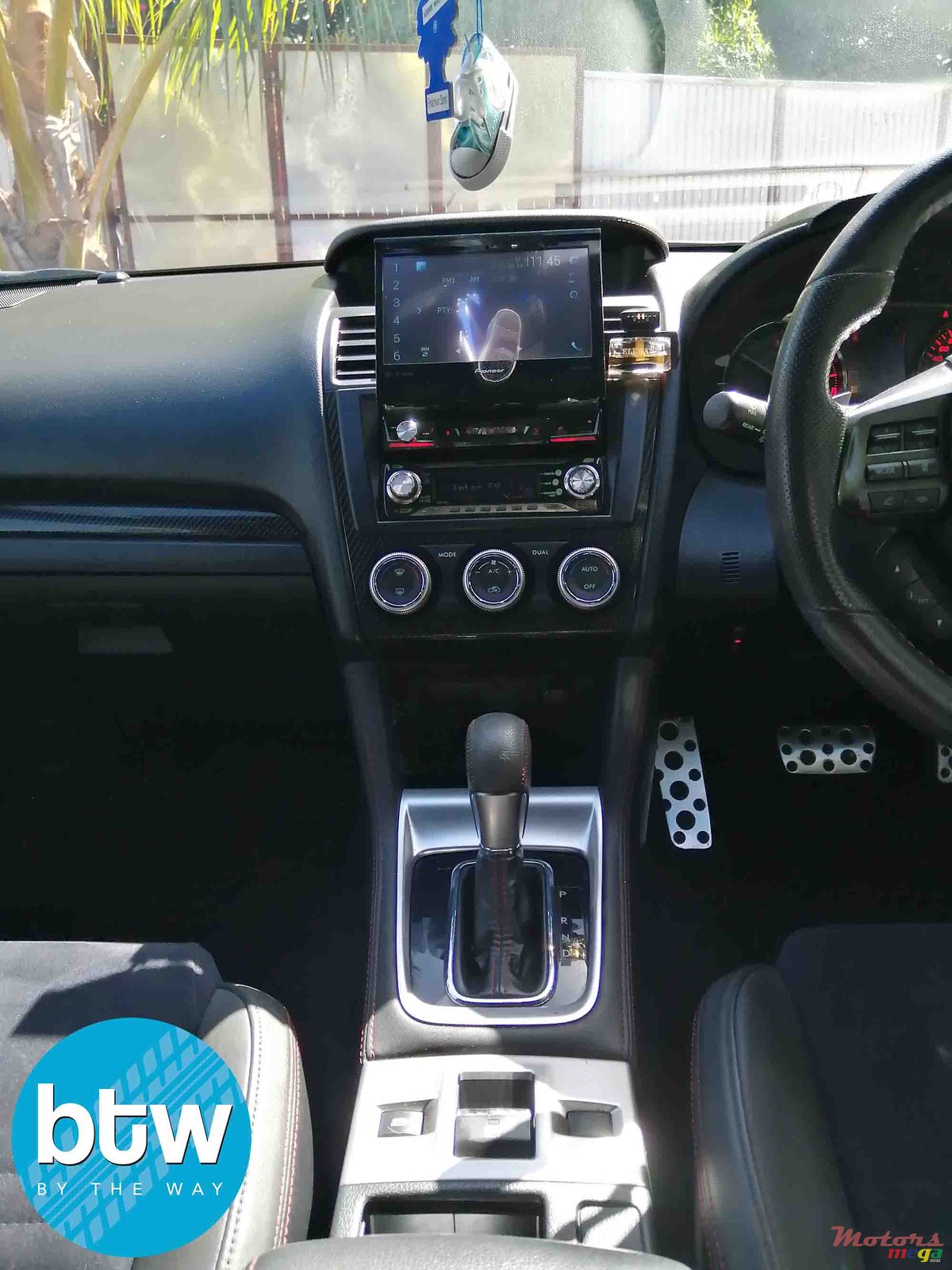 2014' Subaru WRX AWD photo #5