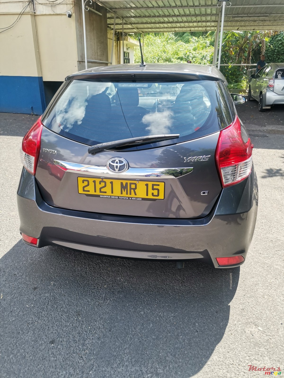 2015' Toyota Yaris Grade G photo #6