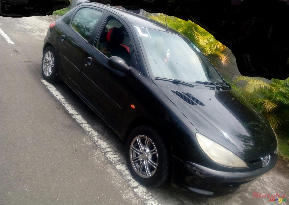 1999' Peugeot 206 photo #1