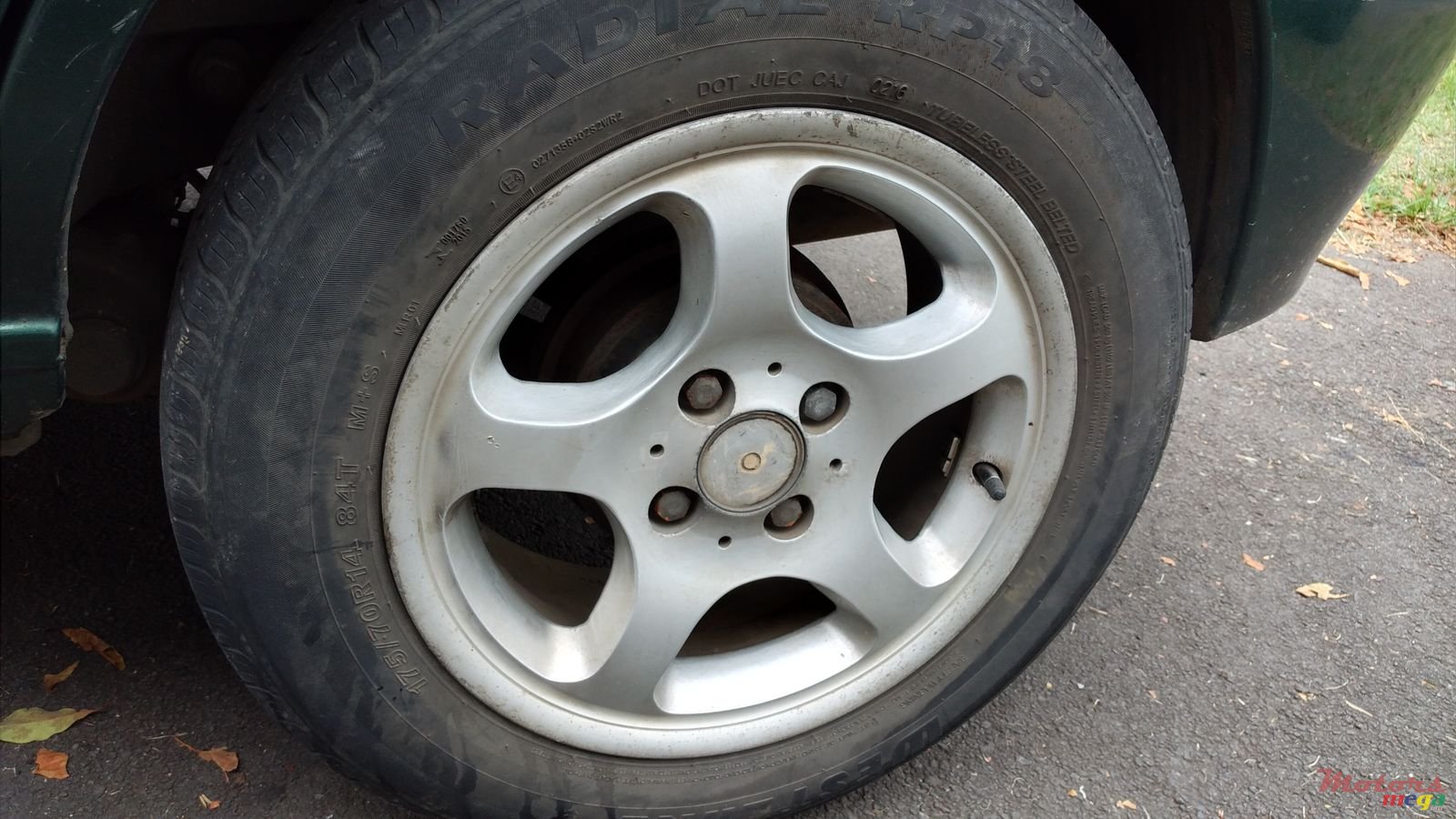 1998' Renault Clio photo #1