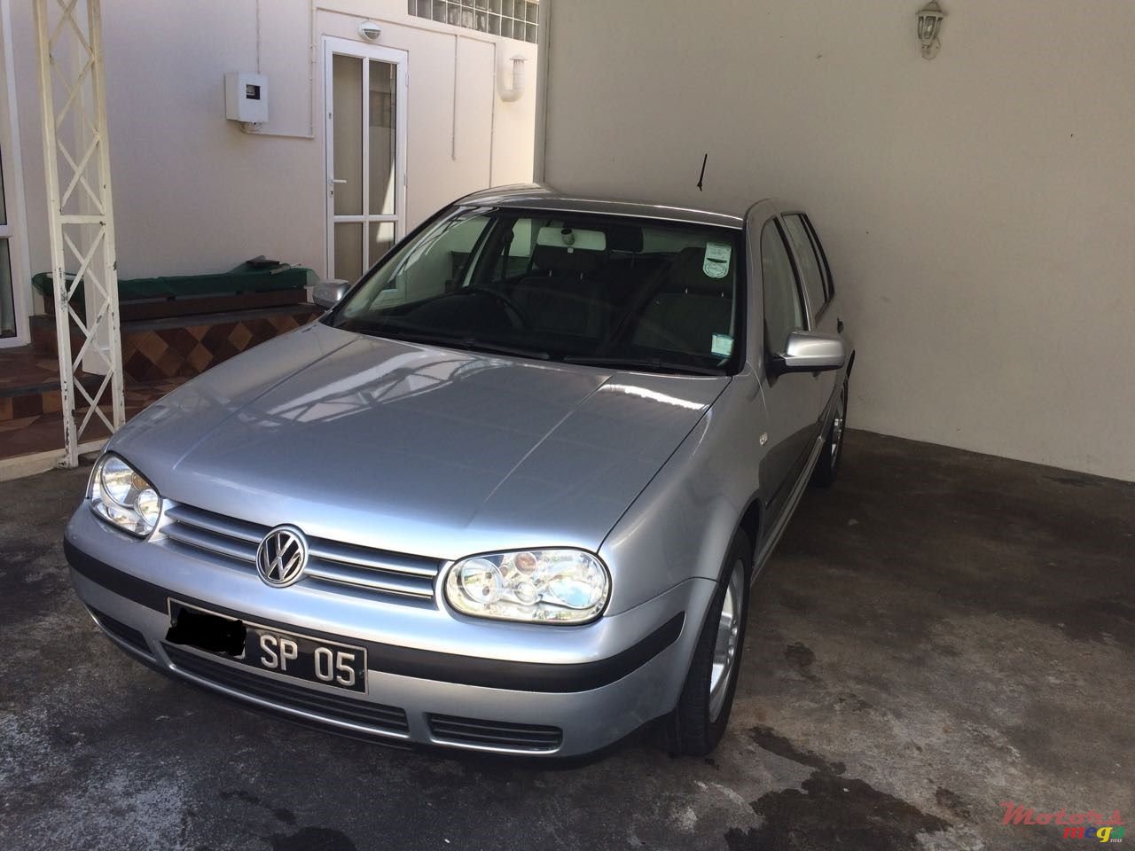 2005' Volkswagen Golf IV photo #1