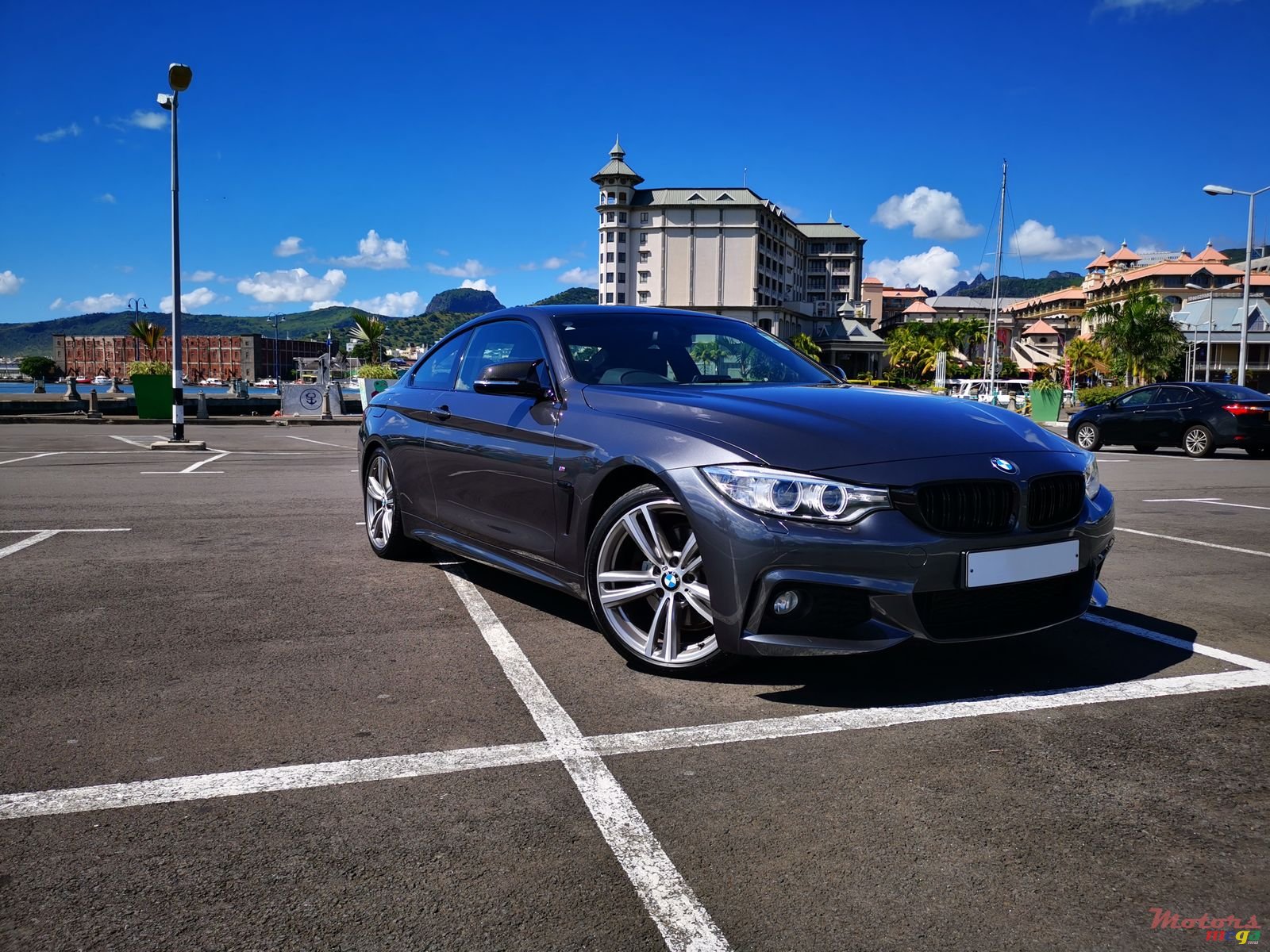 2014' BMW 428 F32 - Coupe 2 doors - M Pack photo #1