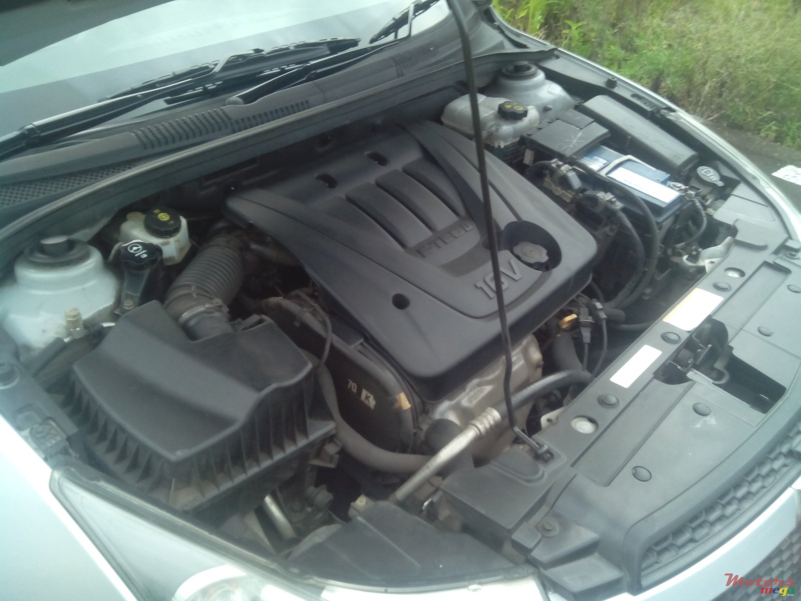 2010' Chevrolet Cruze photo #4