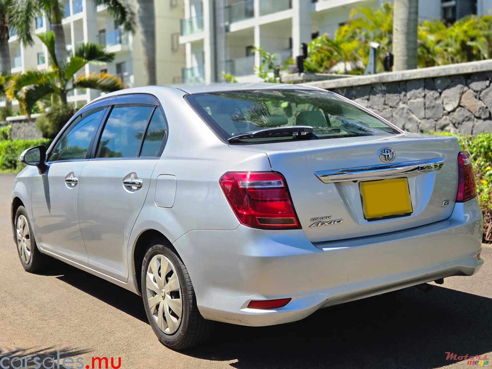 2018' Toyota Axio photo #3