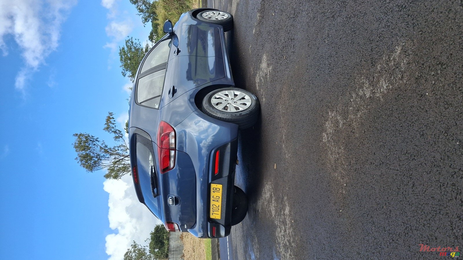 2018' Kia Rio photo #3