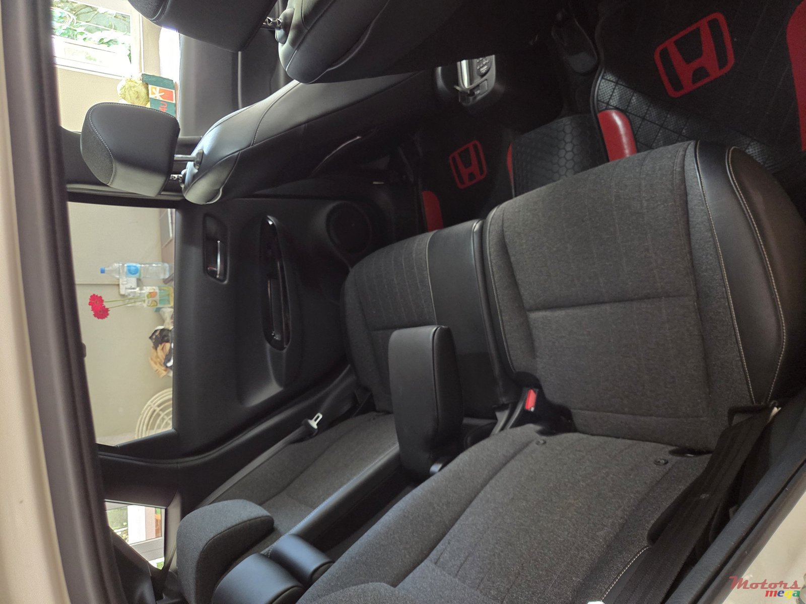 2020' Honda Fit photo #5