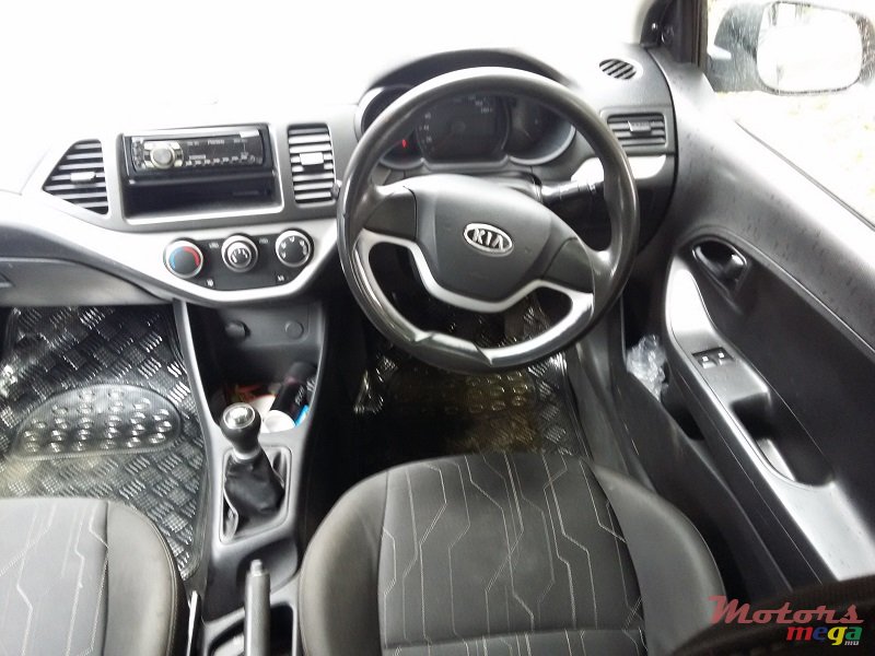 2011' Kia Picanto photo #3