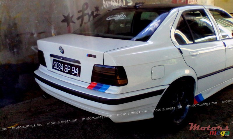 1994' BMW 145000 photo #4