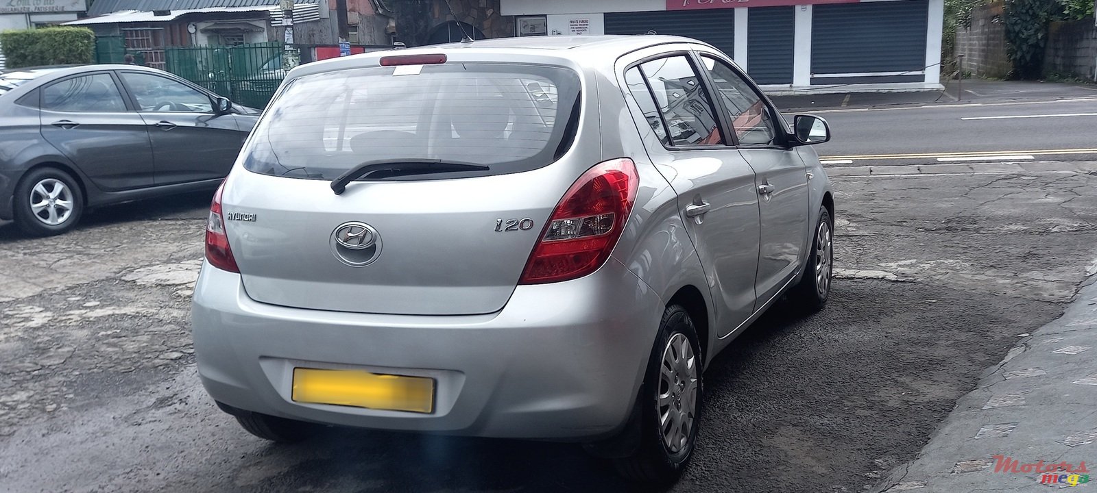 2011' Hyundai i20 photo #3